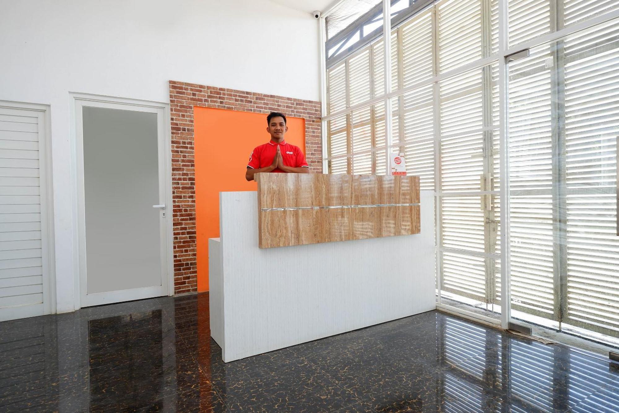Unta Residence Semarang Exterior foto